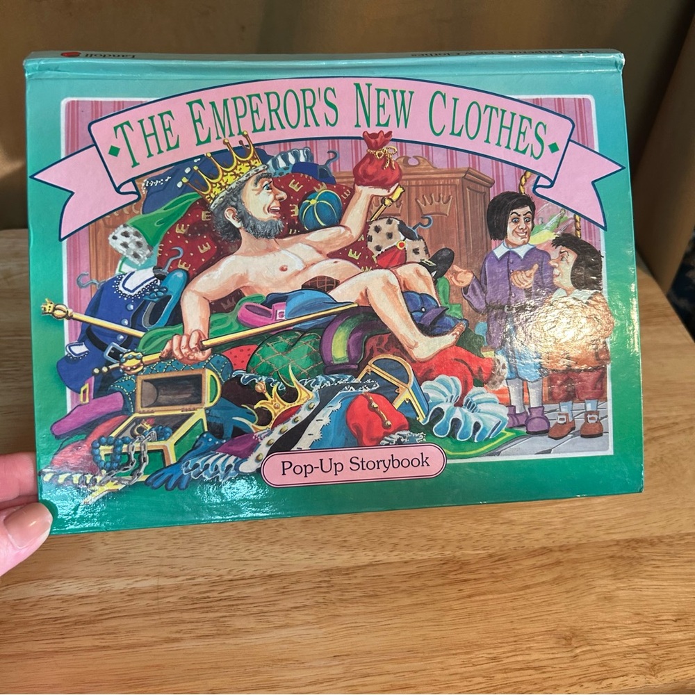 The Emperor's New Clothes 1994 Pop-up story book hardcover 10" 3-D Landoll's